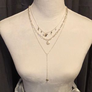 Style & co layered necklace never been worn in excellent condition.